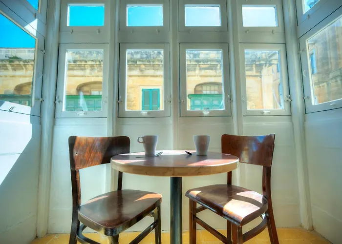 Charming 1Bedroom,Roof Terrace Near Valletta Dazz1-1